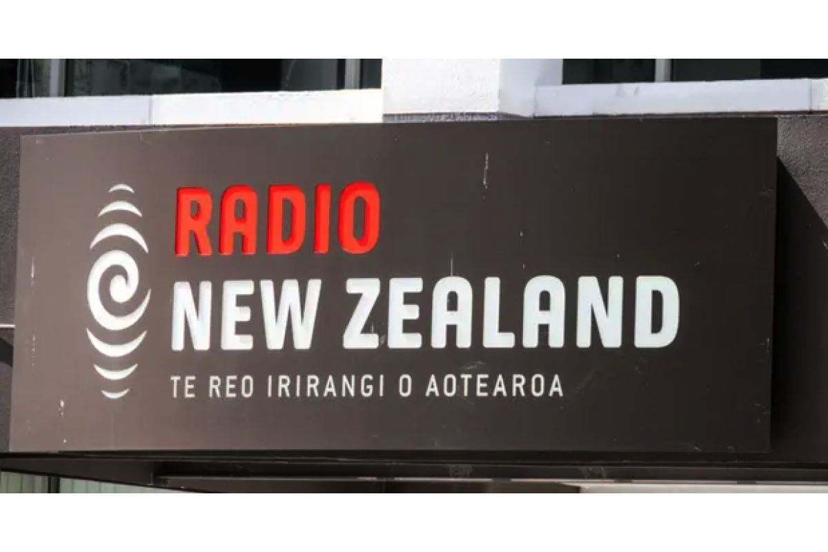 Співробітник національного новозеландського радіо писав російську пропаганду у статтях про Україну - The Guardian