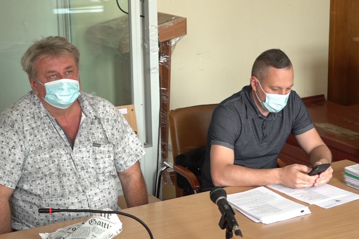 Директору дніпровського КП «Гідроспоруди» загрожує три роки за ґратами Директору дніпровського КП «Гідроспоруди» загрожує три роки за ґратами