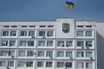 В Черкассах чиновники мэрии придумали схему сбора взяток у переселенцев В Черкассах чиновники мэрии придумали схему сбора взяток у переселенцев