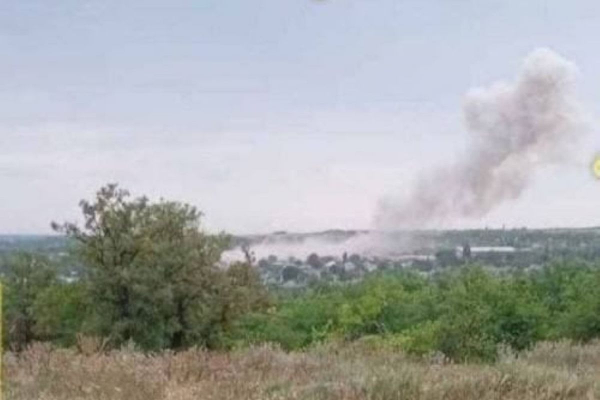По Краматорську Донецької області було завдано удару, повідомив мер міста Олександр Гончаренко По Краматорську Донецької області було завдано удару, повідомив мер міста Олександр Гончаренко