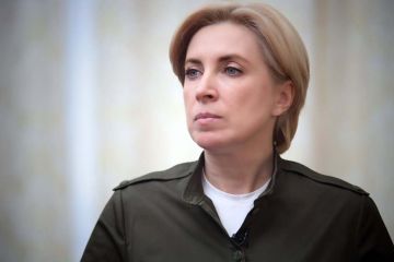 На Харківщині затримали вчителів з росії, які приїхали навчати українських дітей за російськими програмами На Харківщині затримали вчителів з росії, які приїхали навчати українських дітей за російськими програмами