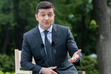 Зеленський підготував для українців п’ять запитань Зеленський підготував для українців п’ять запитань