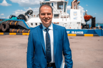 Директора порта «Южний» підозрюють у привласненні коштів Директора порта «Южний» підозрюють у привласненні коштів