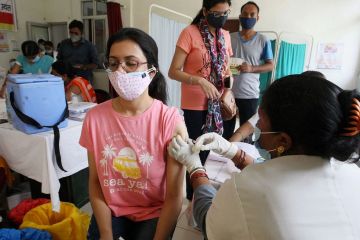 Масовий сплеск самогубств серед працівників торгівлі в Індії через поширення Ковід-19 Масовий сплеск самогубств серед працівників торгівлі в Індії через поширення Ковід-19