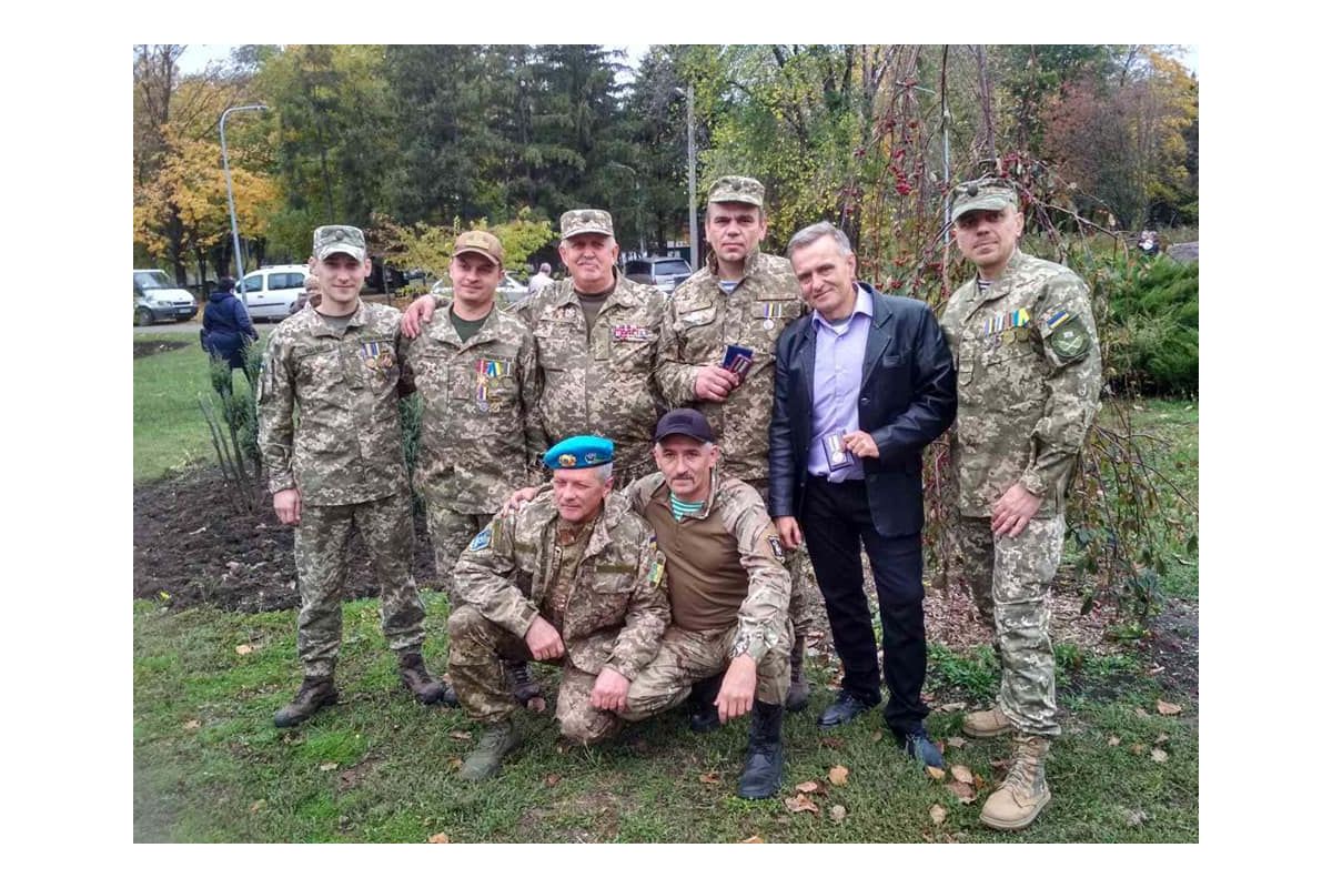 Петровський Олександр Володимирович: Церемонія нагородження захисників України у місті Кривий Ріг Петровський Олександр Володимирович: Церемонія нагородження захисників України у місті Кривий Ріг