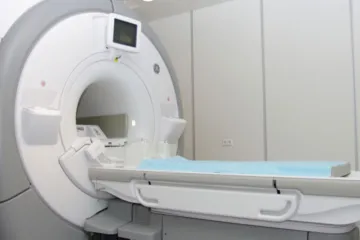​До лікарень Донеччини доставили три новітні томографи