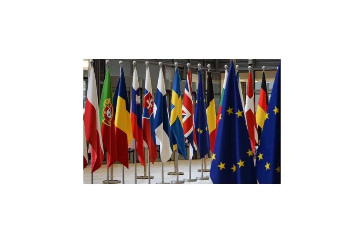 Всі 27 країн Євросоюзу підтримали надання 18 млрд євро макрофінансової допомоги Україні Всі 27 країн Євросоюзу підтримали надання 18 млрд євро макрофінансової допомоги Україні