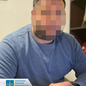 «Вирішують» питання з житлом на користь загарбників в окупованому Маріуполі – повідомлено про підозру двом псевдопосадовцям  «Вирішують» питання з житлом на користь загарбників в окупованому Маріуполі – повідомлено про підозру двом псевдопосадовцям