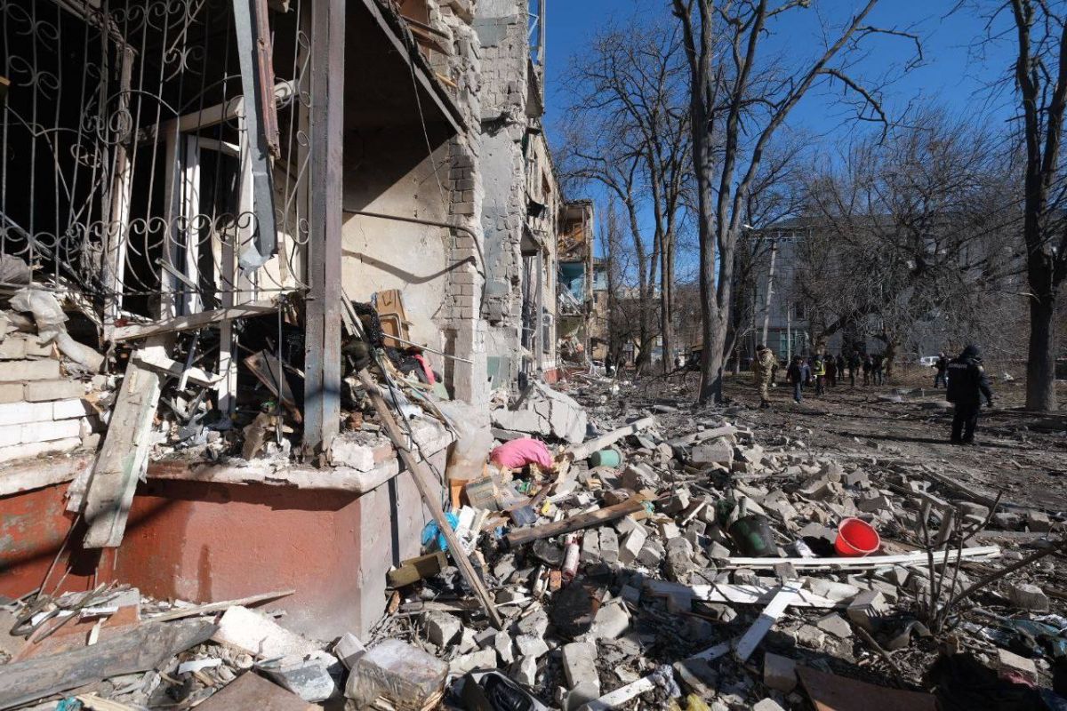 Щонайменше шість багатоповерхівок пошкоджено у Краматорську Щонайменше шість багатоповерхівок пошкоджено у Краматорську