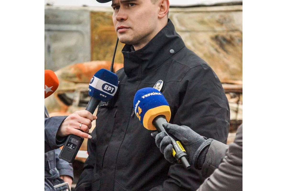 Російське вторгнення в Україну : Поліція Київської області спільно з французькими жандармами фіксує військові злочини рф Російське вторгнення в Україну : Поліція Київської області спільно з французькими жандармами фіксує військові злочини рф