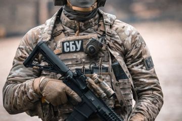 Російське вторгнення в Україну : Доброго ранку, ми з СБУ Російське вторгнення в Україну : Доброго ранку, ми з СБУ