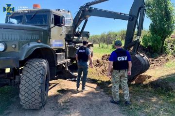 На Харківщині СБУ викрила масштабне розкрадання нафти з державного нафтопроводу (відео) На Харківщині СБУ викрила масштабне розкрадання нафти з державного нафтопроводу (відео)