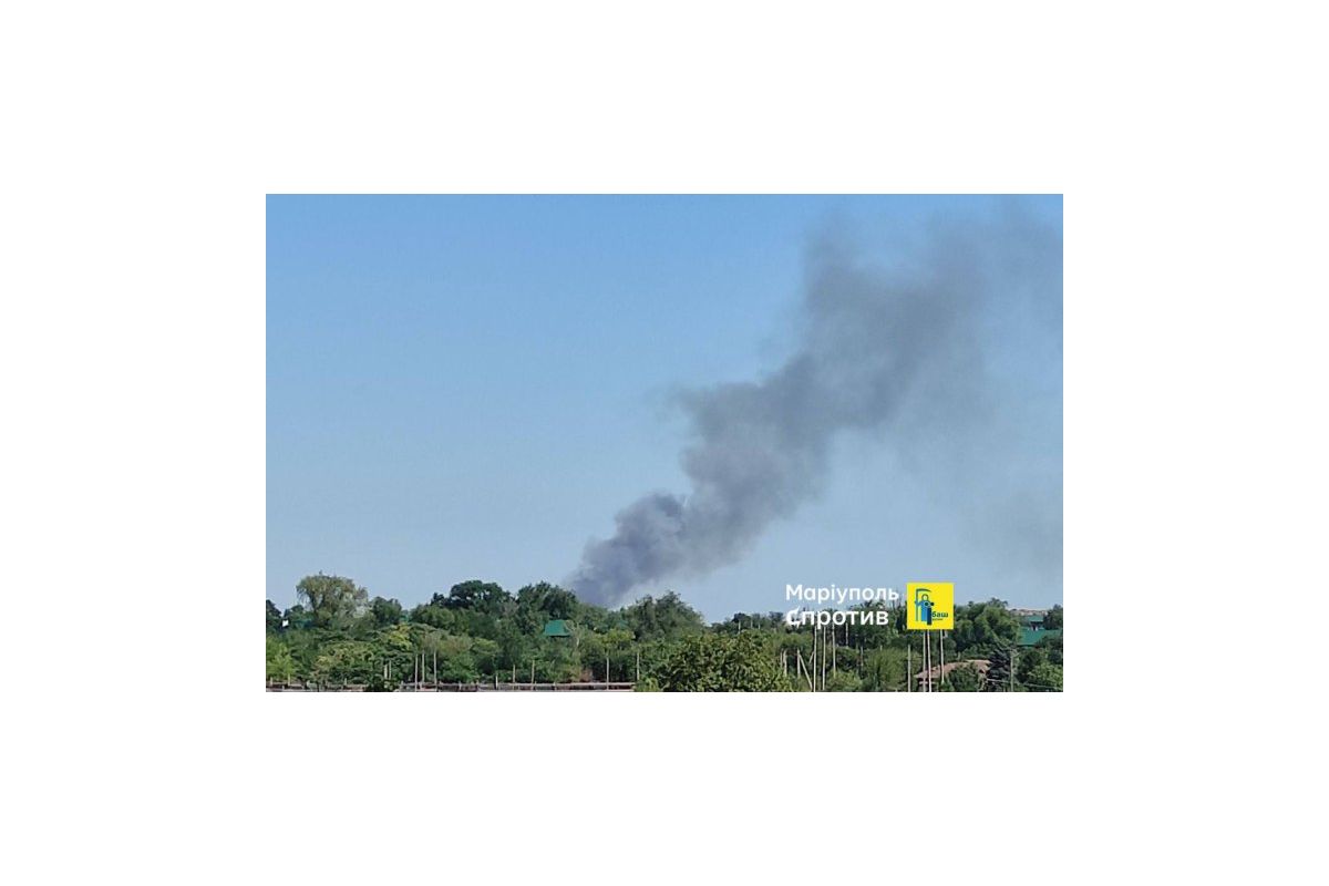 У Маріуполі партизани підпалили базу окупантів У Маріуполі партизани підпалили базу окупантів