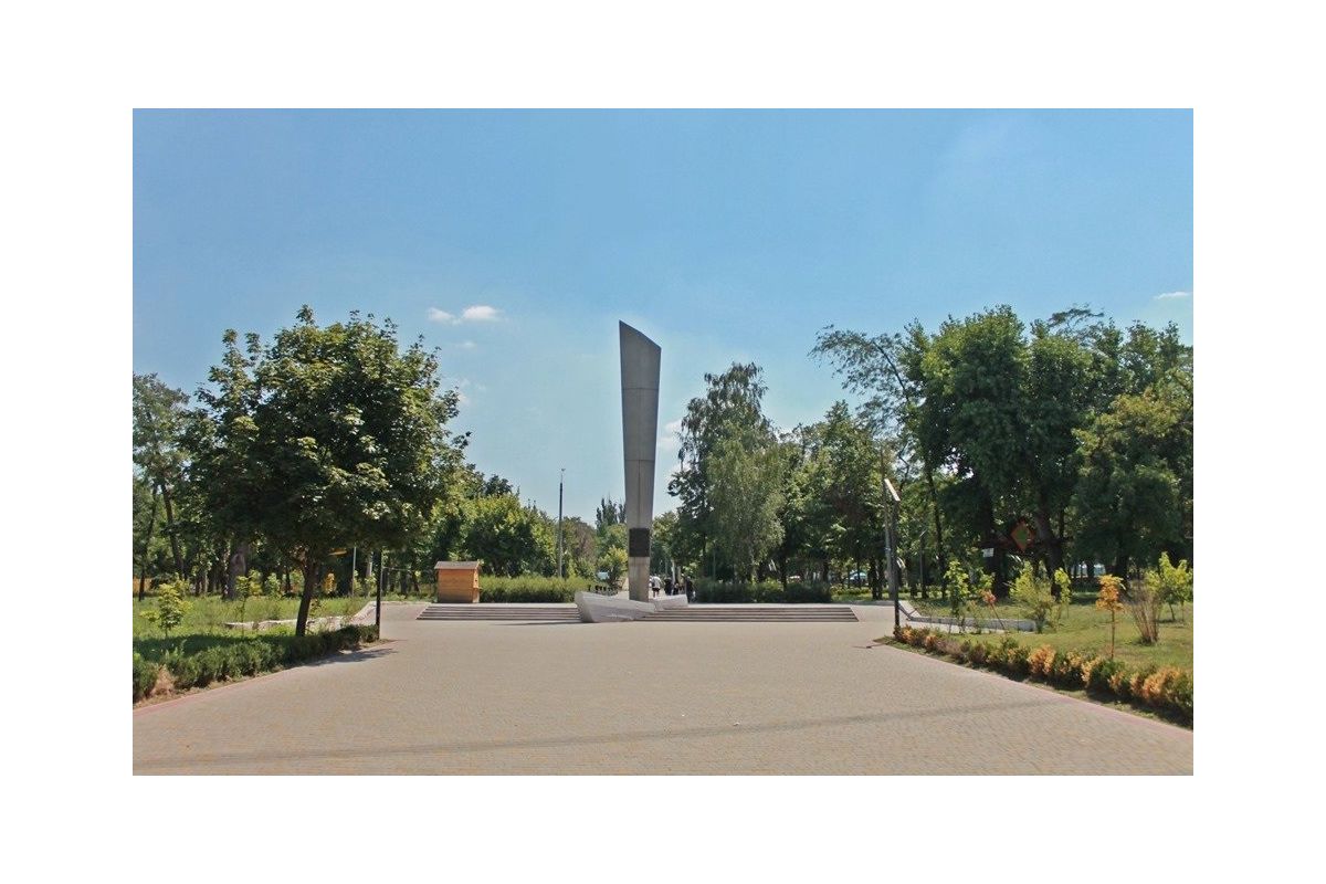 На освітленні парку комерсант з Дніпра «заробив» майже 2,5 млн грн На освітленні парку комерсант з Дніпра «заробив» майже 2,5 млн грн