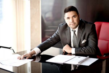 Аферист-кидала Анатолий Родзинский мечтает возглавить Харьков Аферист-кидала Анатолий Родзинский мечтает возглавить Харьков