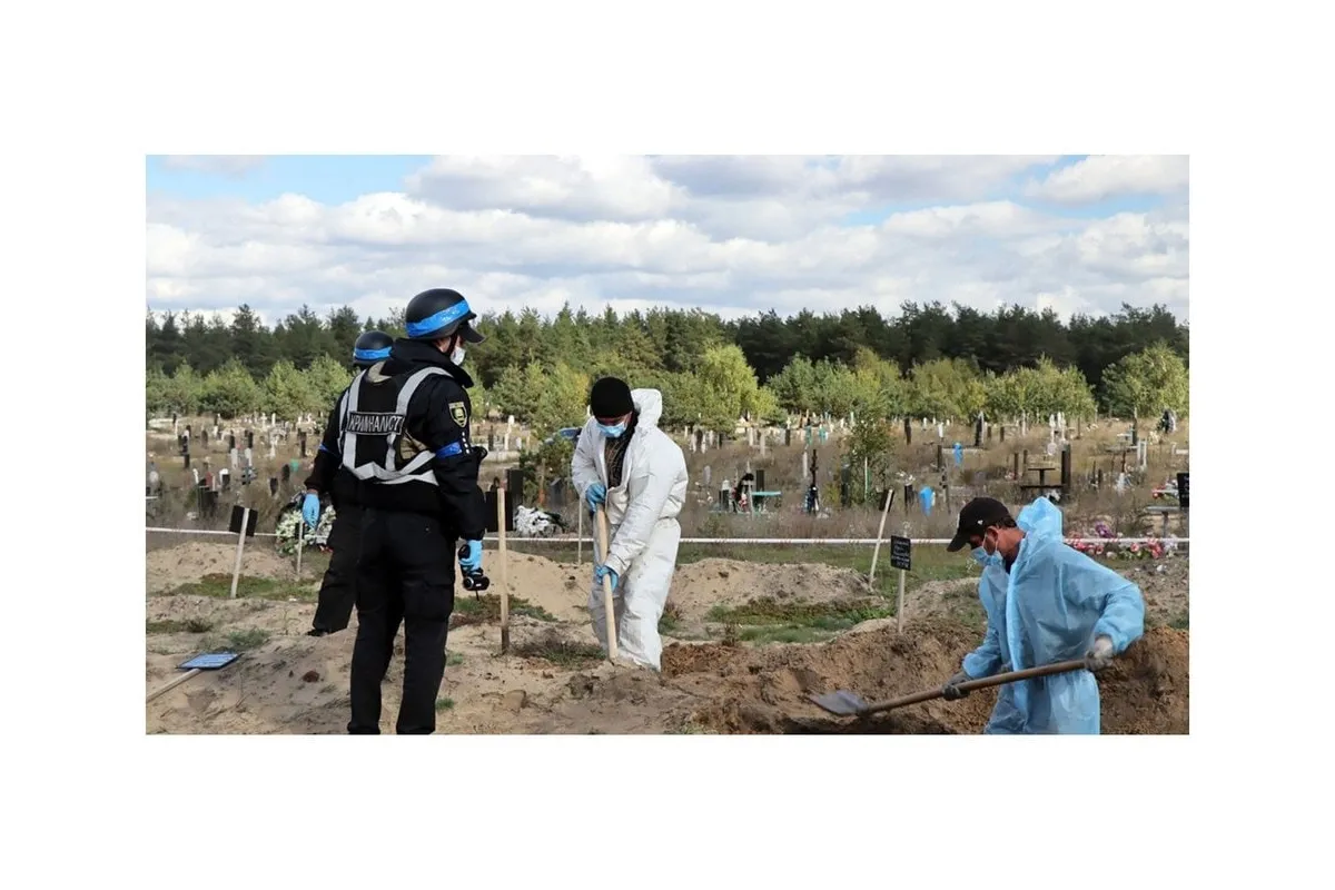 У Лимані на Донеччині завершили ексгумацію на місці масового поховання