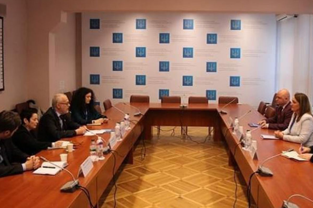 Завтра вирішать, що буде відбуватись із НАЗК Завтра вирішать, що буде відбуватись із НАЗК