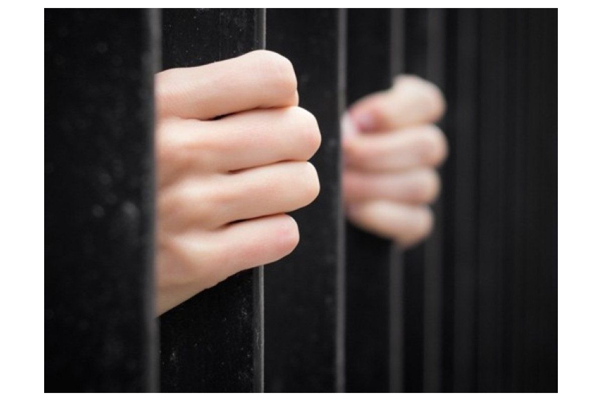 В Запоріжжі, жінку, яку підозрюють в вбивстві власного чоловіка, відправили під домашній арешт В Запоріжжі, жінку, яку підозрюють в вбивстві власного чоловіка, відправили під домашній арешт