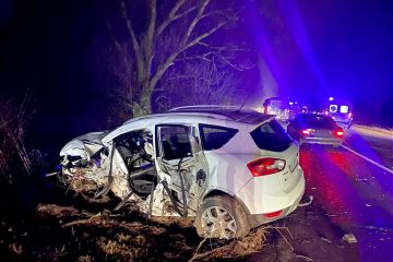 Дорожньо-транспортна пригода через яку постраждали двоє діток на Київщині Дорожньо-транспортна пригода через яку постраждали двоє діток на Київщині