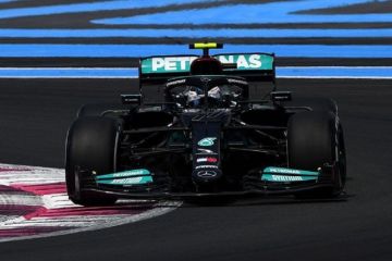 Валттери Боттас попрощался с Мерседесом. Гонщик будет выступать за Альфа Ромео Валттери Боттас попрощался с Мерседесом. Гонщик будет выступать за Альфа Ромео