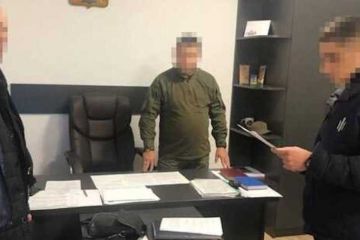 На Львівщині на хабарі затримали заступника керівника колонії На Львівщині на хабарі затримали заступника керівника колонії