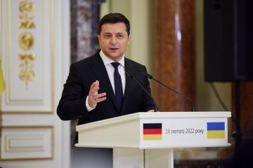 Глава государства: Мы не снимаем вопрос о вступлении Украины в НАТО, но это зависит не только от нас Глава государства: Мы не снимаем вопрос о вступлении Украины в НАТО, но это зависит не только от нас