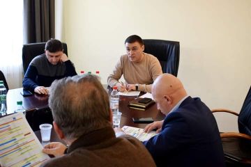 В Миколаєві депутати обласної ради розподілили кошти на ремонт доріг місцевого значення В Миколаєві депутати обласної ради розподілили кошти на ремонт доріг місцевого значення