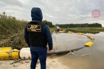 Накрали на 340 мільйонів: піщані нелегали з Київщини продовжують видобуток попри суди Накрали на 340 мільйонів: піщані нелегали з Київщини продовжують видобуток попри суди