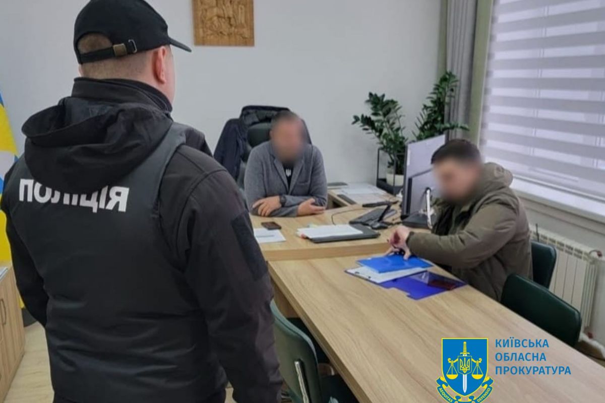 На Київщині за розтрату майже 700 тис. грн судитимуть сільського голову та службовця сільради На Київщині за розтрату майже 700 тис. грн судитимуть сільського голову та службовця сільради
