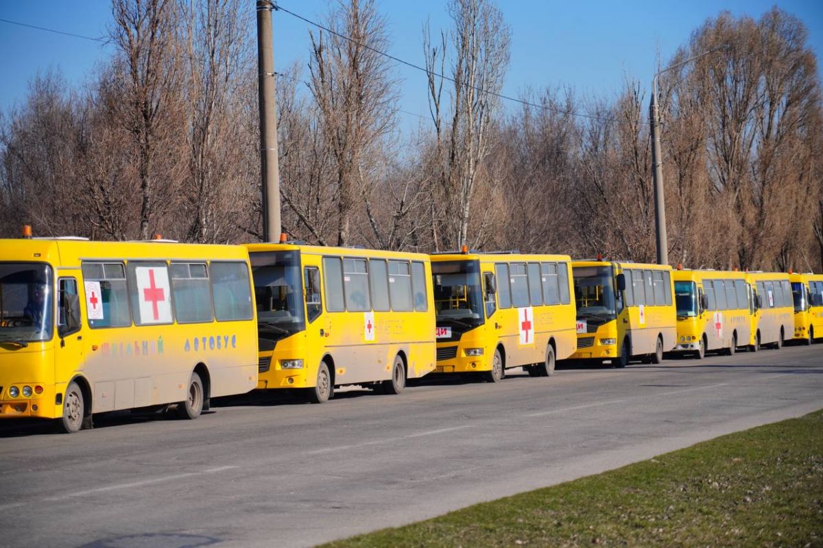 Російське вторгнення в Україну : Міністерка реінтеграції Верещук повідомила про гуманітарні коридори, які мають запрацювати 15 квітня Російське вторгнення в Україну : Міністерка реінтеграції Верещук повідомила про гуманітарні коридори, які мають запрацювати 15 квітня
