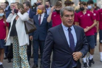 "Это позор, который невозможно повторить": президент "Барселоны" огорчен поражению от "Айнтрахта" "Это позор, который невозможно повторить": президент "Барселоны" огорчен поражению от "Айнтрахта"