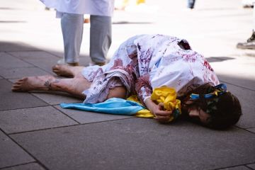 Російське вторгнення в Україну : У Відні протестували проти зґвалтувань українок росіянами Російське вторгнення в Україну : У Відні протестували проти зґвалтувань українок росіянами