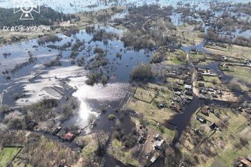 Сьогодні велика кількість українських міст затоплена через підвищення рівня річок Сьогодні велика кількість українських міст затоплена через підвищення рівня річок