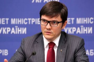 ВАКС продлил на 2 месяца запрет экс-министру Пивоварскому на выезд за пределы Киева и области ВАКС продлил на 2 месяца запрет экс-министру Пивоварскому на выезд за пределы Киева и области