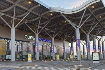 Одесский аэропорт сегодня отменил все рейсы Одесский аэропорт сегодня отменил все рейсы