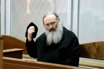 Паші «Мерседесу» винесли вирок: до 14 серпня тримання під вартою з можливістю застави 33 млн 300 тис грн Паші «Мерседесу» винесли вирок: до 14 серпня тримання під вартою з можливістю застави 33 млн 300 тис грн