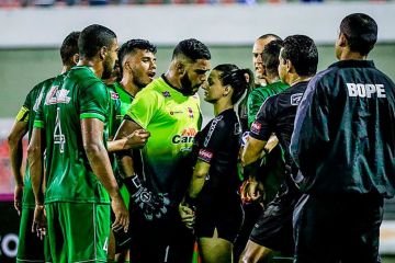 Жінки-спортсменки можуть зберегти контракти на 2021 рік Жінки-спортсменки можуть зберегти контракти на 2021 рік