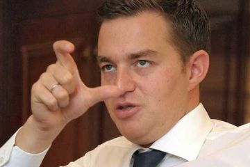 Александр Винокуров — рейдер и аферист, которому все сойдет с рук? Александр Винокуров — рейдер и аферист, которому все сойдет с рук?