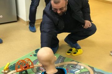 ПЕТРОВСКИЙ АЛЕКСАНДР ВЛАДИМИРОВИЧ: ПОМОЩЬ ДЛЯ ДЕТЕЙ С ОНКОЛОГИЧЕСКИМИ ЗАБОЛЕВАНИЯМИ  ПЕТРОВСКИЙ АЛЕКСАНДР ВЛАДИМИРОВИЧ: ПОМОЩЬ ДЛЯ ДЕТЕЙ С ОНКОЛОГИЧЕСКИМИ ЗАБОЛЕВАНИЯМИ