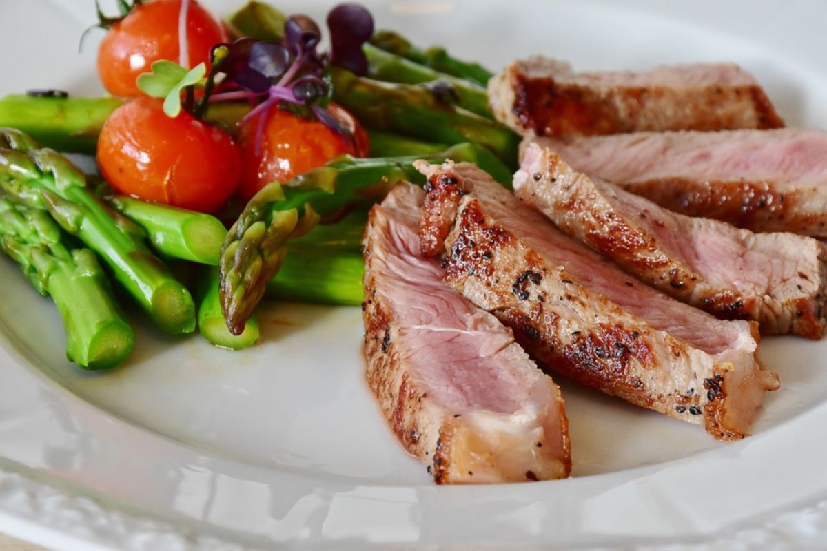 Топ-5 продуктів, які небезпечно вживати на ніч Топ-5 продуктів, які небезпечно вживати на ніч