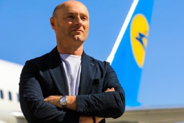 Главный махинатор МАУ: как живет любитель антиквариата Евгений Дыхне Главный махинатор МАУ: как живет любитель антиквариата Евгений Дыхне