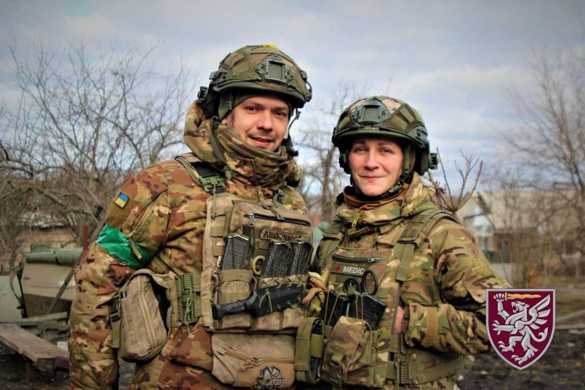 “Давай одружимось, може завтра не настане”: кохання на війні “Давай одружимось, може завтра не настане”: кохання на війні