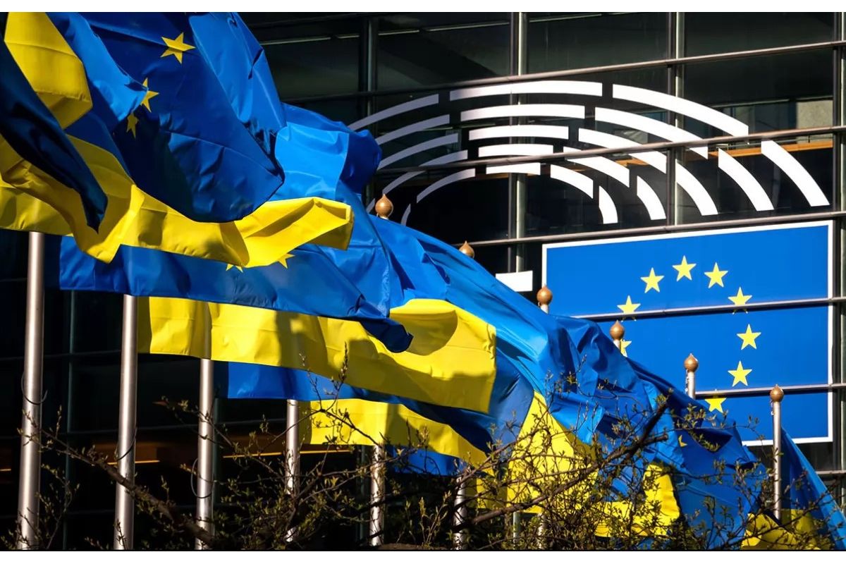 Європейський Союз надасть допомогу Україні в розмірі одного мільярда євро Європейський Союз надасть допомогу Україні в розмірі одного мільярда євро