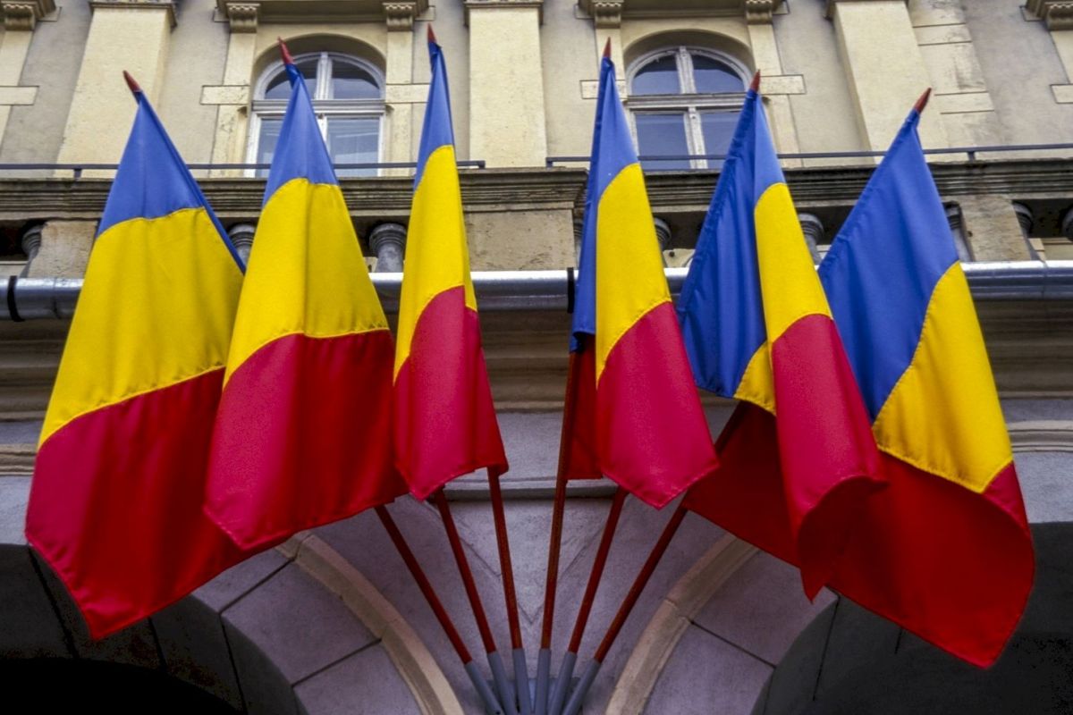 Російське вторгнення в Україну : Румунія із завтрашнього дня заборонить кораблям під російським прапором заходити до своїх портів Російське вторгнення в Україну : Румунія із завтрашнього дня заборонить кораблям під російським прапором заходити до своїх портів