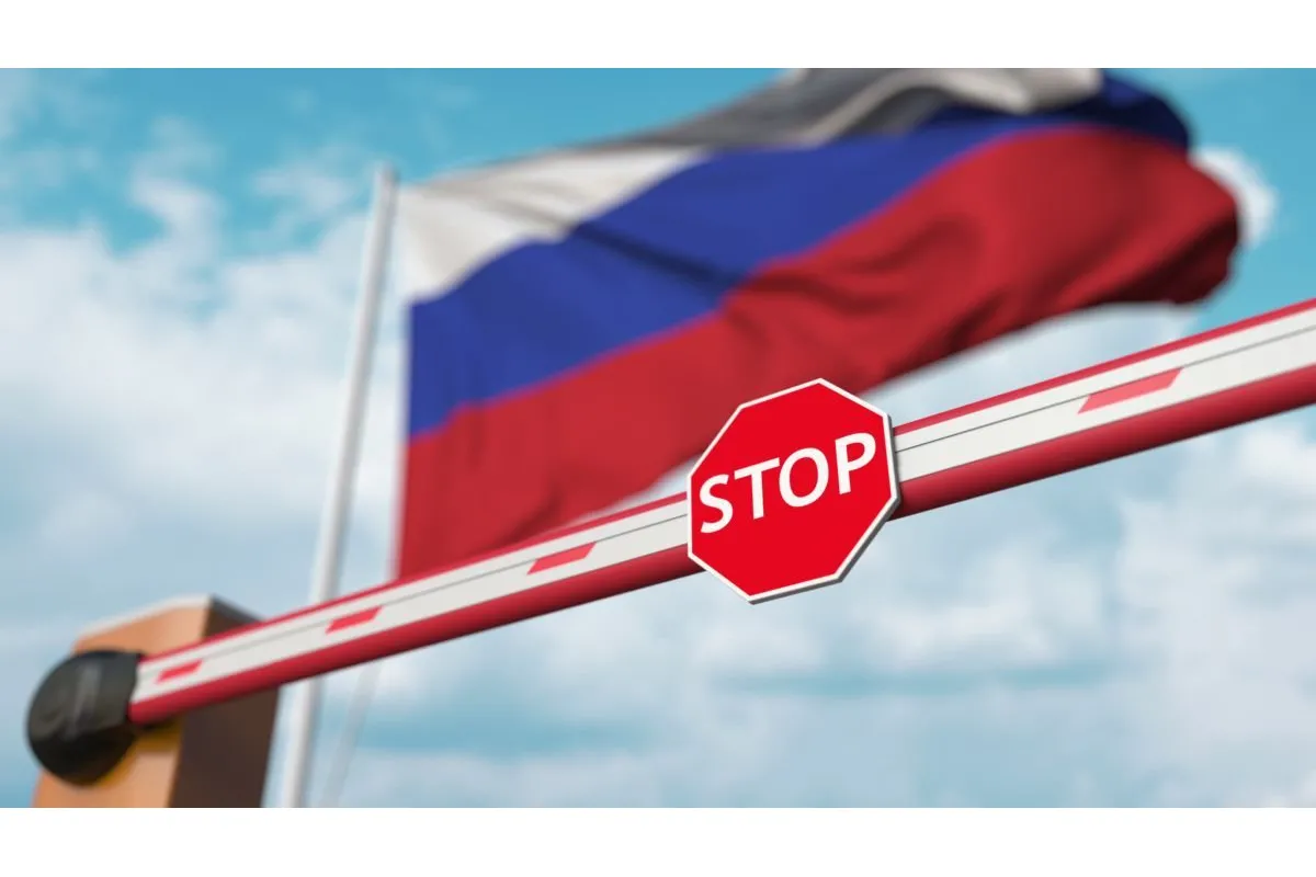 Російське вторгнення в Україну : Санкції технологічних компаній відкинуть росію на 30 років назад у розвитку