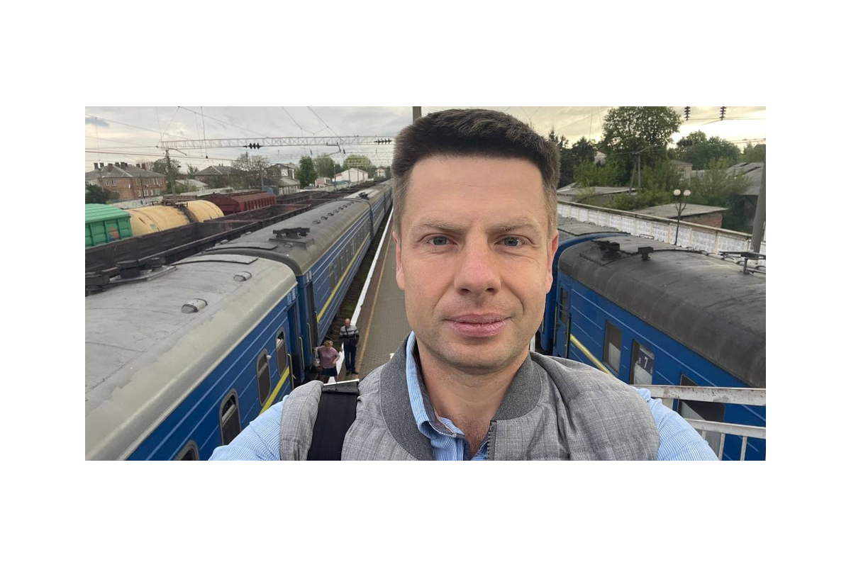 В Одесі орки вдарили по базі відпочинку, повідомив народний депутат Олексій Гончаренко. В Одесі орки вдарили по базі відпочинку, повідомив народний депутат Олексій Гончаренко.