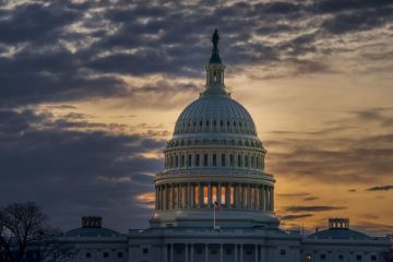 Сенат США голосуватиме за виділення 40 мільярдів доларів Україні 18 травня Сенат США голосуватиме за виділення 40 мільярдів доларів Україні 18 травня