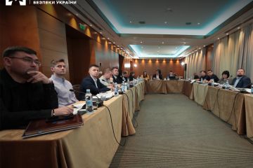 БЕБ та АСС обговорили напрями протидії незаконній торгівлі тютюновими виробами БЕБ та АСС обговорили напрями протидії незаконній торгівлі тютюновими виробами