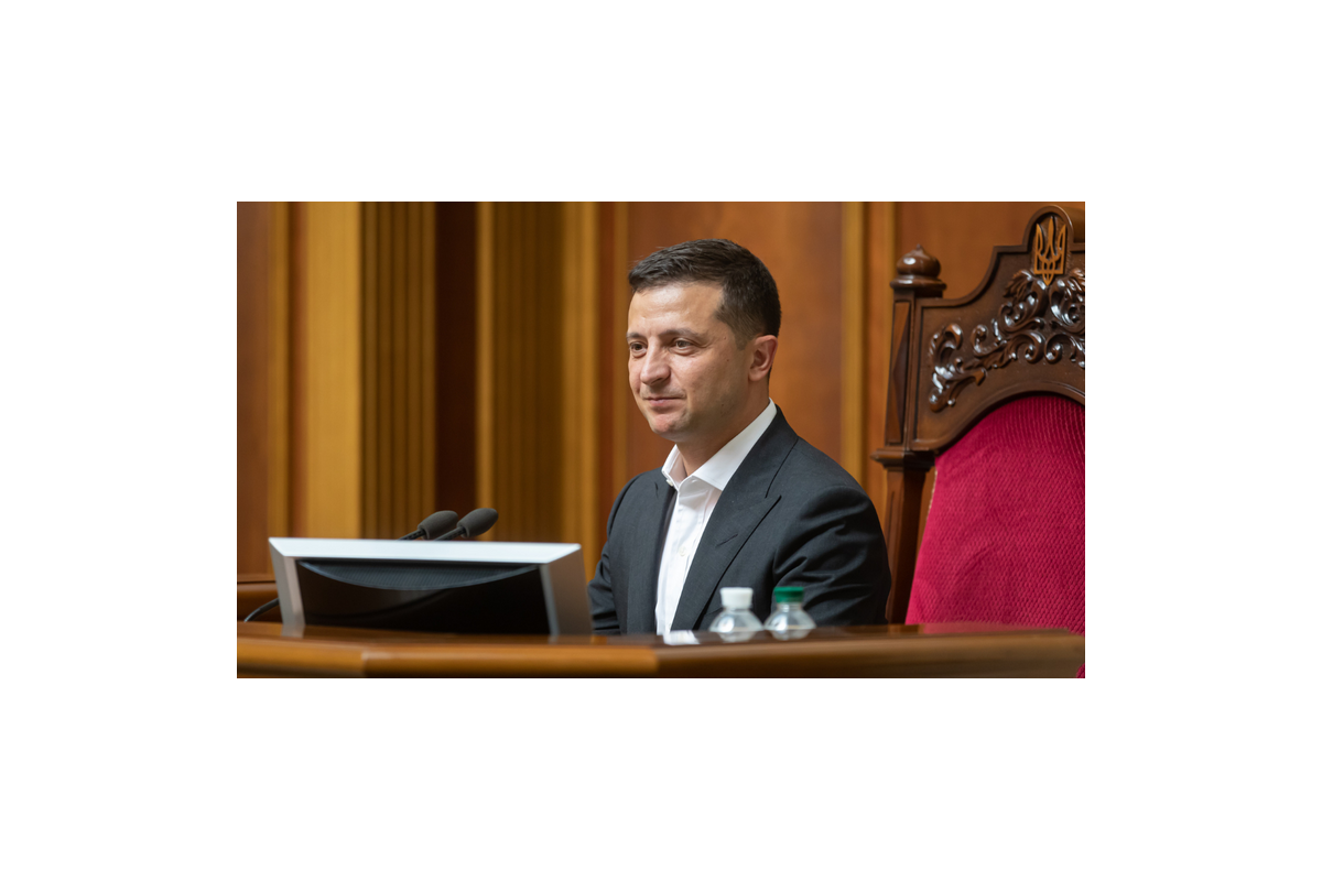 "Суд в смартфоні" - новий закон Зеленського "Суд в смартфоні" - новий закон Зеленського