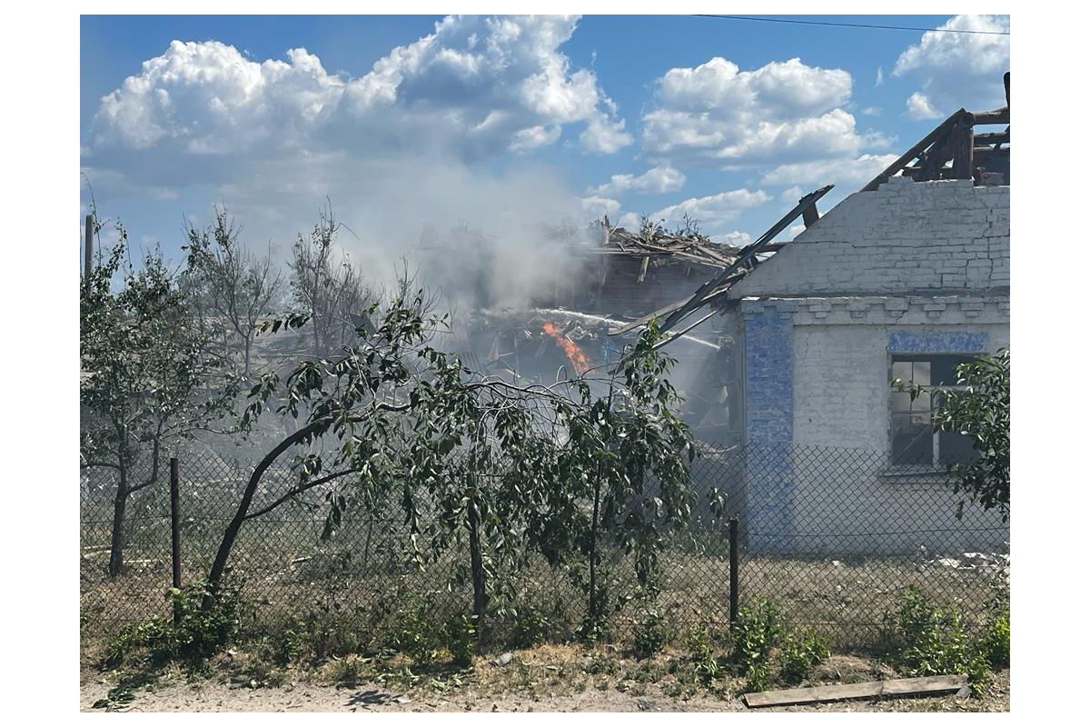 Поранені цивільні громадяни та пошкоджені житлові будинки внаслідок ракетної атаки на Київщину – розпочато розслідування Поранені цивільні громадяни та пошкоджені житлові будинки внаслідок ракетної атаки на Київщину – розпочато розслідування